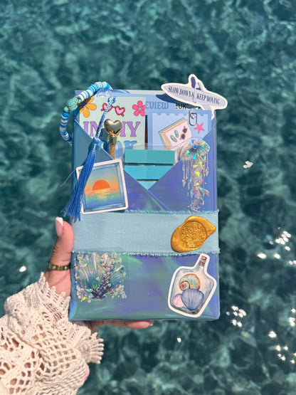 Coastal blind date with a book 🌊 🌺
