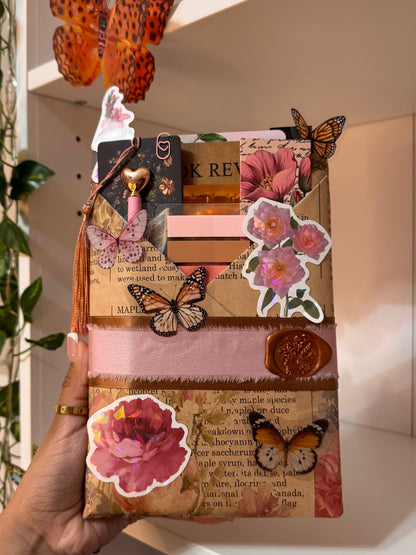 Floral Blind date with a book 💐